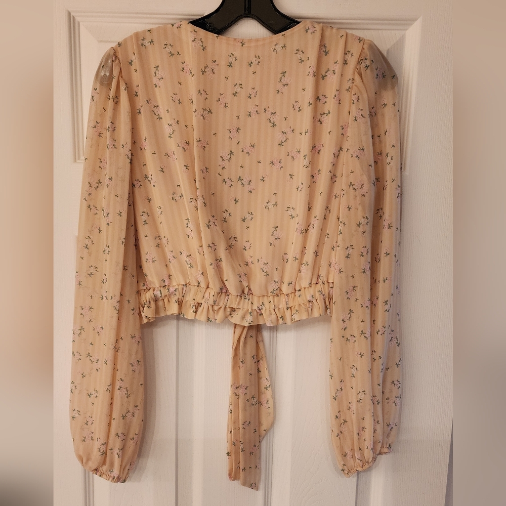 GIANNI Bini Woven Bailey Floral Chiffon Top Front Tie And Plunge V-neck Sz Small - Picture 3 of 9